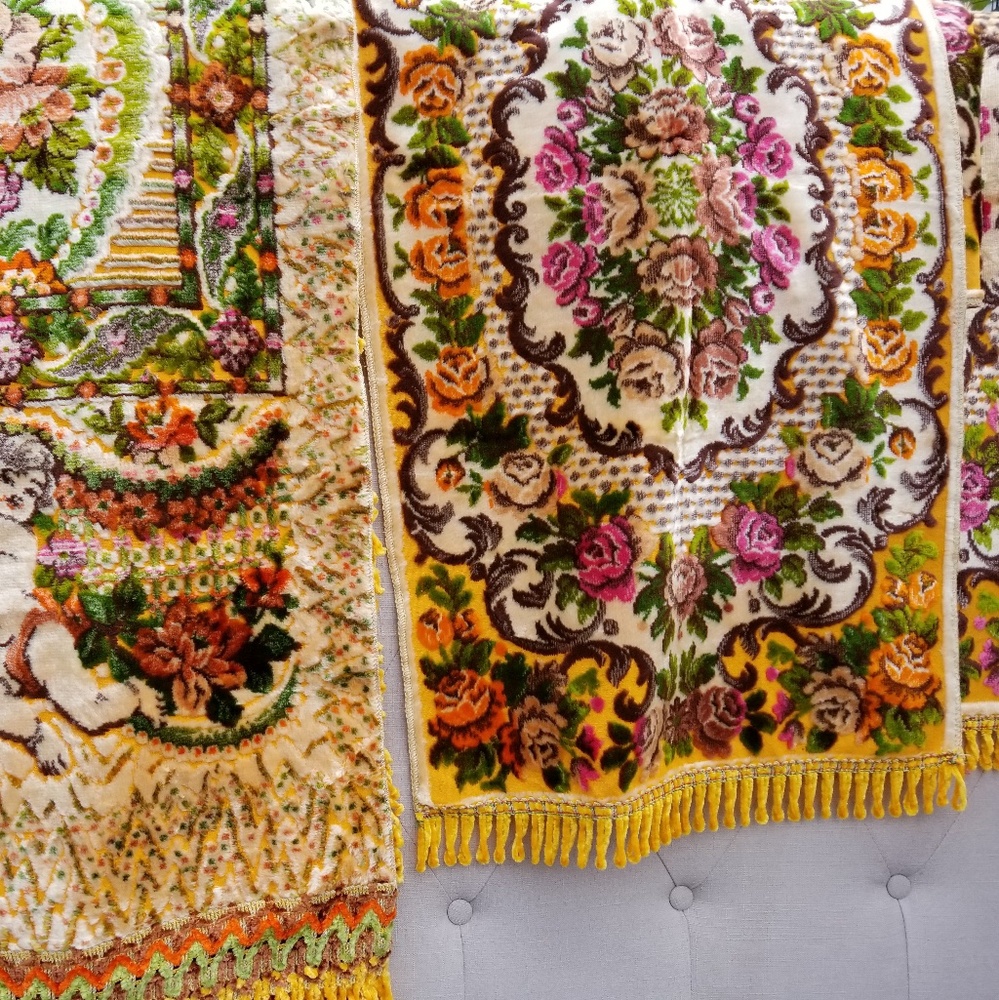 Italian rug excellent condition,never used